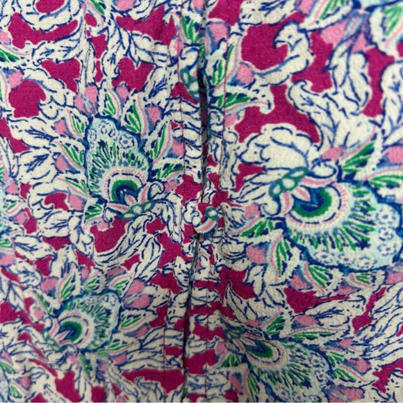 LOFT Multicolor Floral Blouse buttons size medium - Picture 9 of 11